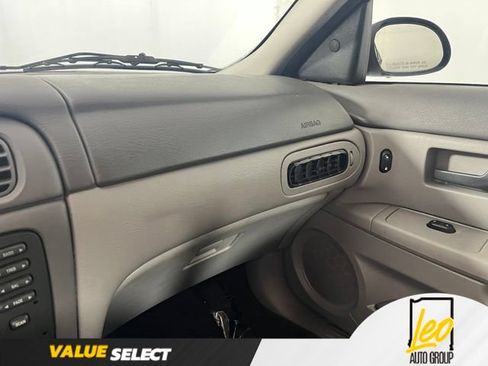 Used 2007 Ford Taurus SE FWD image 22