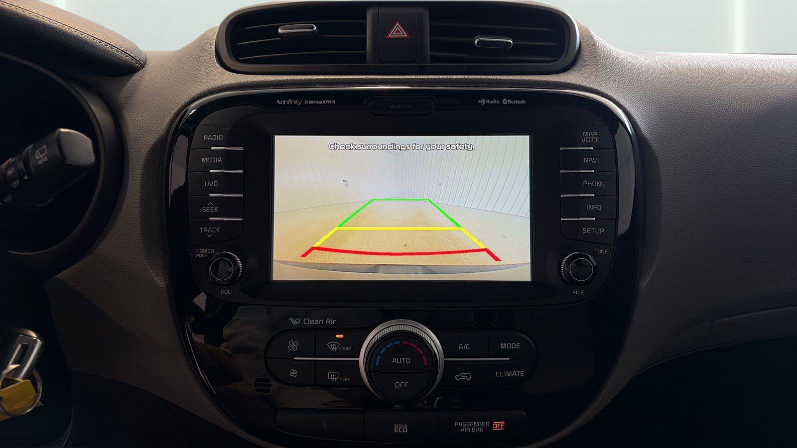 Used 2016 Kia Soul + w/ Audio Package FWD image 19