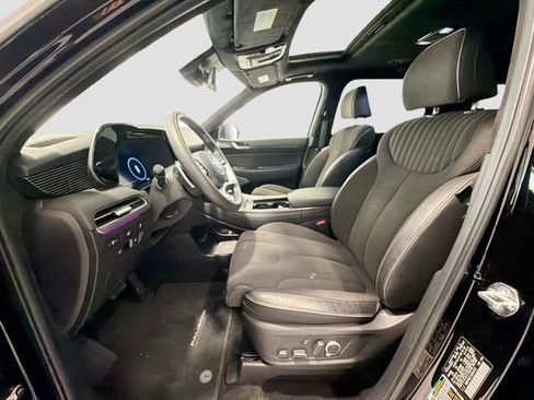Used 2025 Hyundai Palisade Calligraphy AWD/4WD image 17