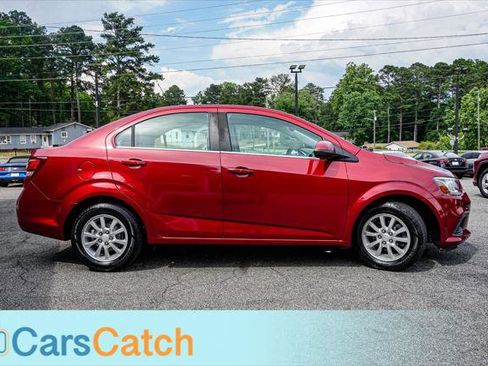Used 2019 Chevrolet Sonic LT FWD image 2