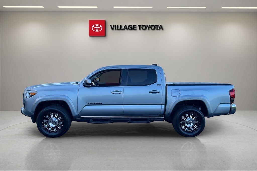 Certified 2021 Toyota Tacoma SR5 RWD image 2