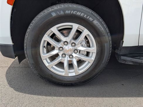 Used 2023 Chevrolet Tahoe LS w/ Driver Alert Package RWD image 11