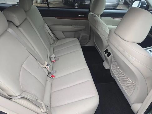 Used 2014 Subaru Outback 2.5i Limited w/ Moonroof Package image 42