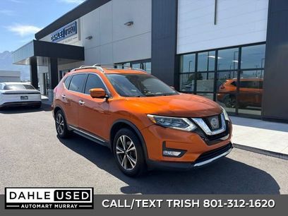 Used 2017 Nissan Rogue SL w/ SL Premium Package