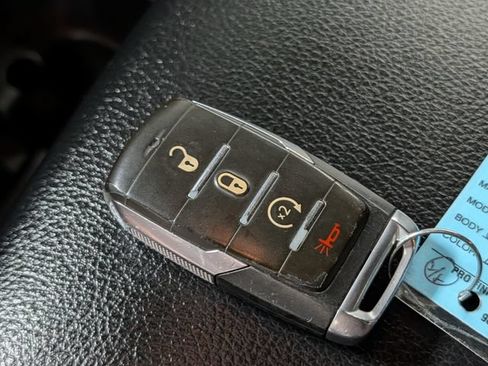 Used 2019 RAM 1500 Big Horn AWD/4WD image 27