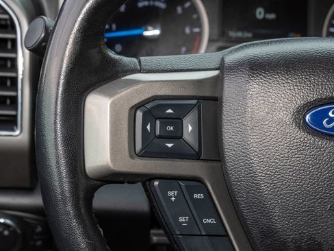 Used 2021 Ford Expedition XLT w/ FX4 Off-Road Package AWD/4WD image 22