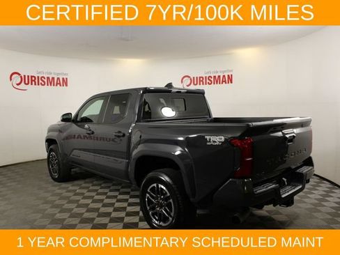Used 2024 Toyota Tacoma TRD Sport w/ TRD Sport Upgrade Package AWD/4WD image 5