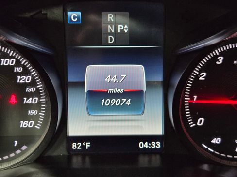 Used 2017 Mercedes-Benz C 300 4MATIC Sedan image 20