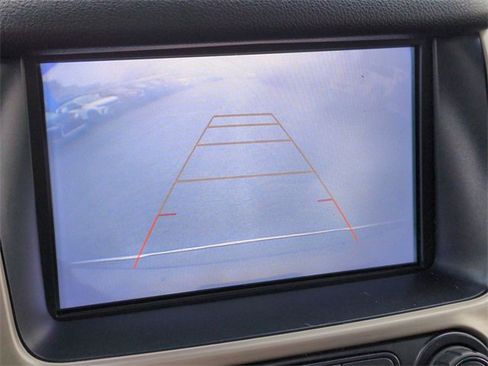 Used 2018 GMC Yukon Denali image 17