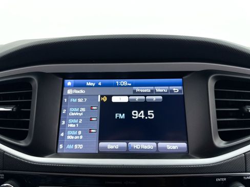 Used 2018 Hyundai Ioniq SEL w/ SEL Tech Package 02 FWD image 4