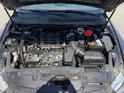 Used 2016 Ford Taurus SEL w/ Equipment Group 201A FWD image 14
