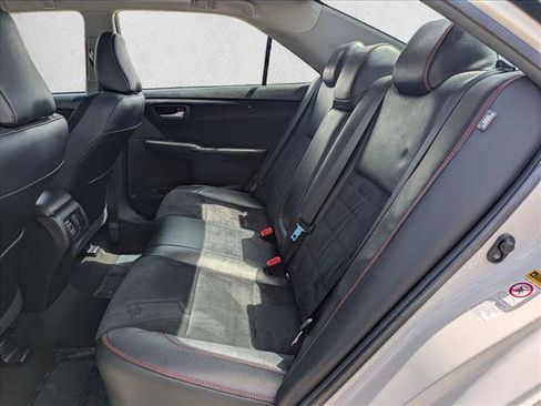 Used 2016 Toyota Camry XSE w/ Moonroof Package image 19