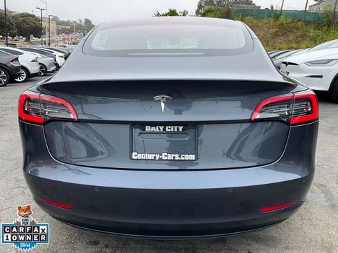 Used 2018 Tesla Model 3 Long Range RWD image 4
