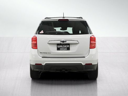 Used 2017 Chevrolet Equinox LT AWD/4WD image 4