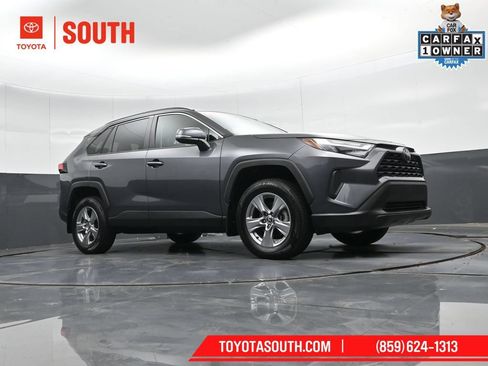 Used 2022 Toyota RAV4 XLE w/ Convenience Package AWD/4WD image 38
