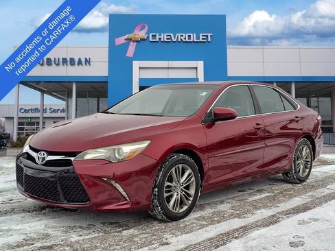 Used 2015 Toyota Camry image 1