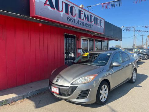 Used 2010 MAZDA MAZDA3 i Touring image 2