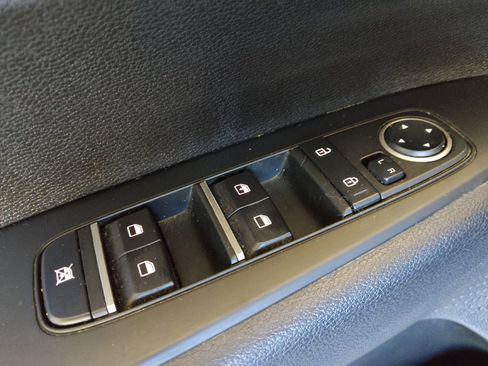 Used 2023 Kia Forte LX FWD image 27