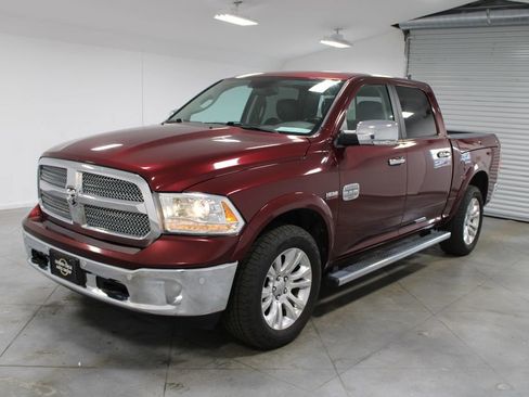 Used 2017 RAM 1500 Laramie Longhorn image 4