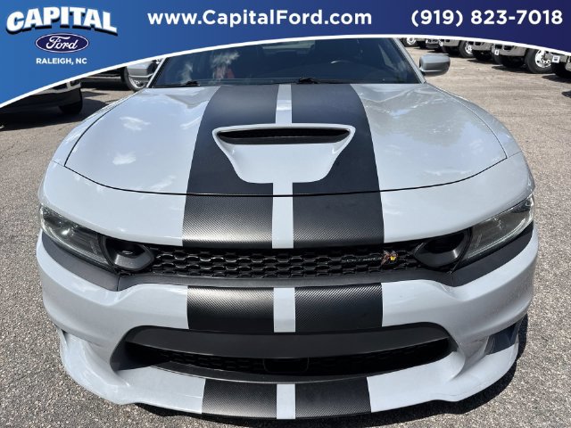 Used 2022 Dodge Charger Scat Pack w/ Dynamics Package RWD image 10
