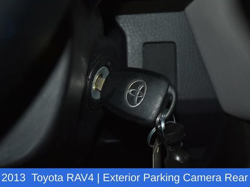 Used 2013 Toyota RAV4 XLE AWD/4WD image 14