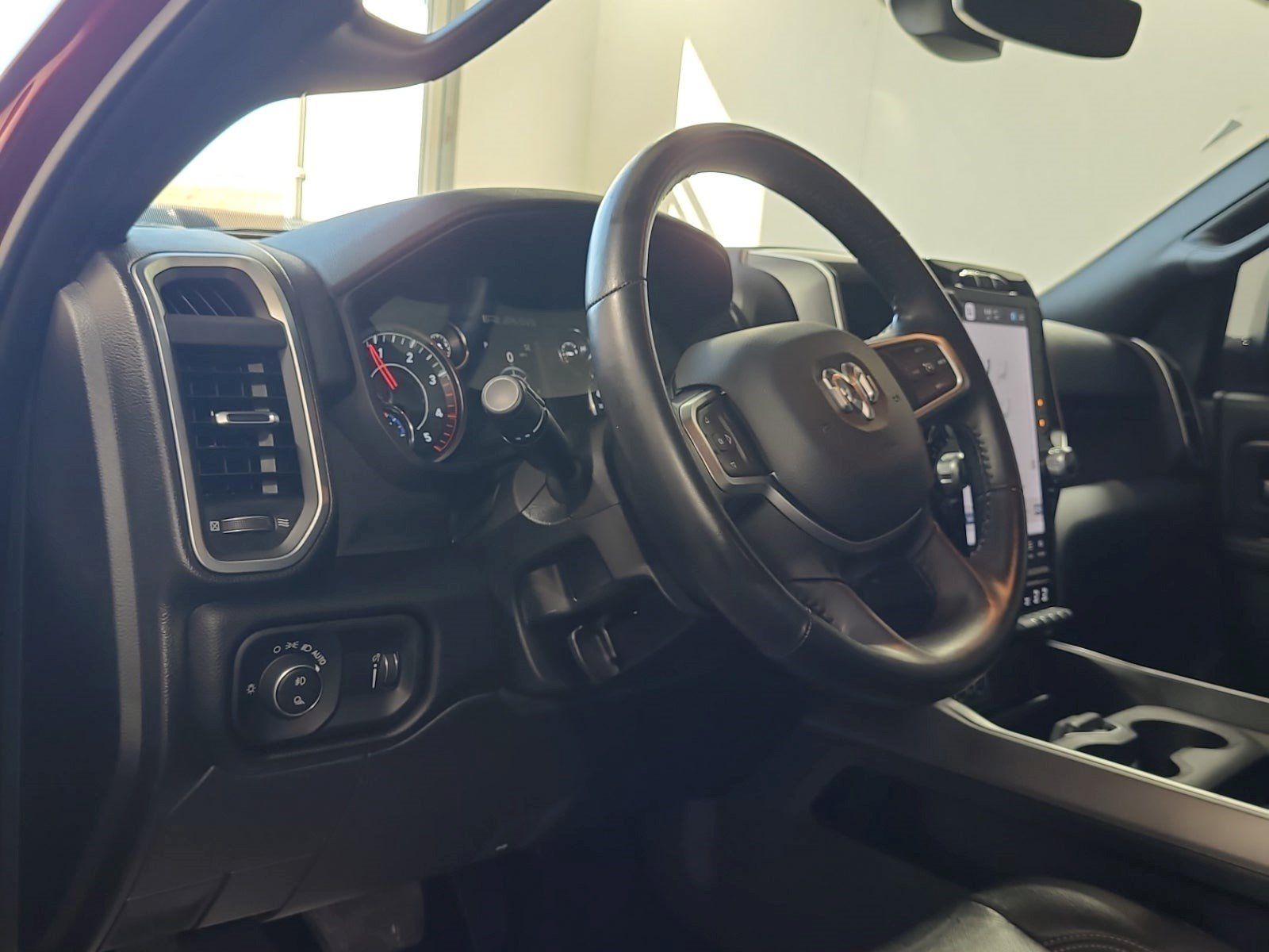 Used 2024 RAM 2500 Big Horn w/ Night Edition AWD/4WD image 8
