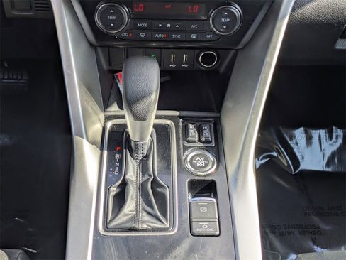 Used 2024 Mitsubishi Eclipse Cross SE image 20