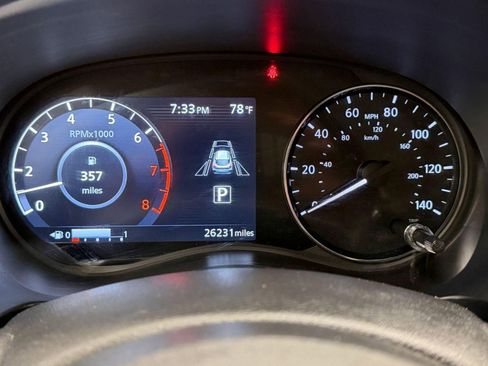Used 2024 Nissan Kicks SR w/ SR Premium Package FWD image 16
