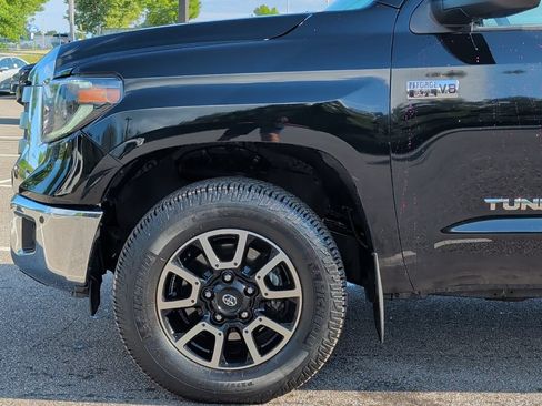Certified 2021 Toyota Tundra Limited w/ Limited Premium Package AWD/4WD image 3