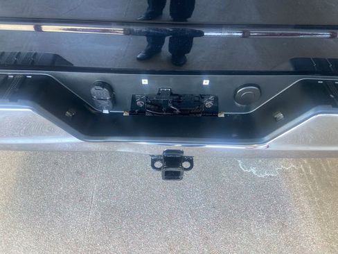 Used 2019 Chevrolet Silverado 1500 LT w/ All-Star Edition image 17