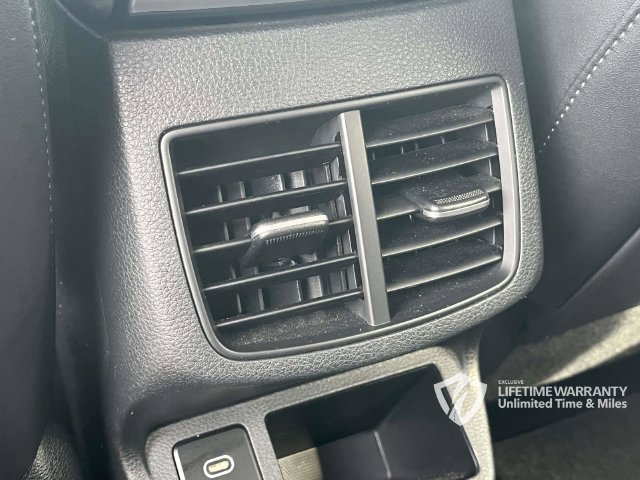 Used 2025 Kia Seltos S FWD image 22