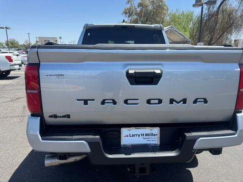 Certified 2025 Toyota Tacoma TRD Sport AWD/4WD image 25