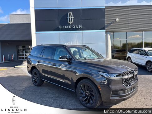 New 2026 Lincoln Navigator Reserve AWD/4WD image 1