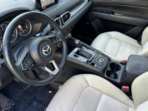 Used 2018 MAZDA CX-5 Touring w/ Preferred Equipment Package image 9