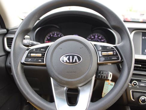 Used 2020 Kia Optima LX FWD image 25