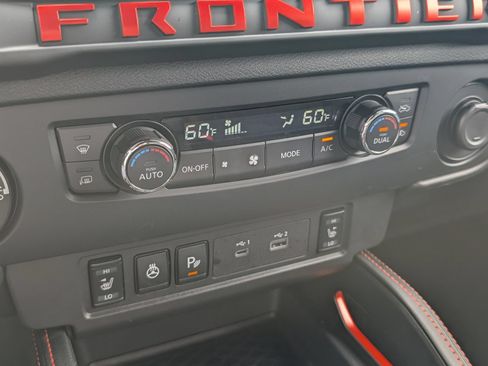 Used 2026 Nissan Frontier PRO-4X w/ Pro-4x Convenience Package AWD/4WD image 16