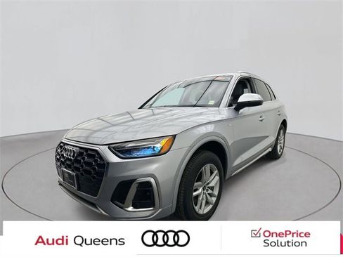 Certified 2022 Audi Q5 2.0T Premium w/ Convenience Package image 1