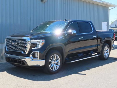 Used 2022 GMC Sierra 1500 SLT w/ SLT Premium Plus Package AWD/4WD image 4
