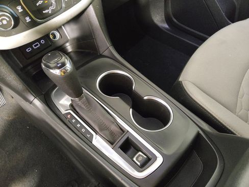 Used 2021 Chevrolet Equinox LS w/ LS Convenience Package FWD image 26