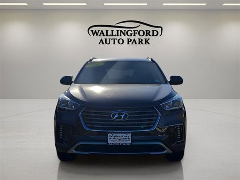 Used 2017 Hyundai Santa Fe SE w/ Cargo Package image 2