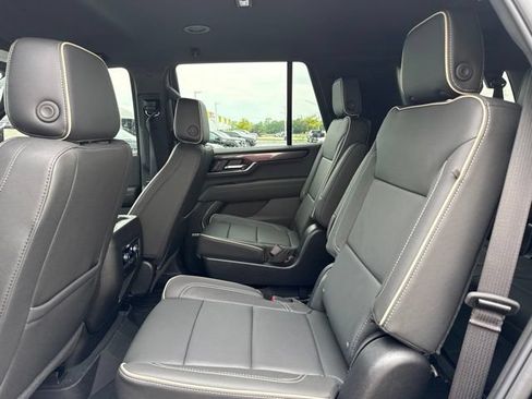 Used 2026 GMC Yukon Elevation w/ LPO, Floor Liner Package AWD/4WD image 12
