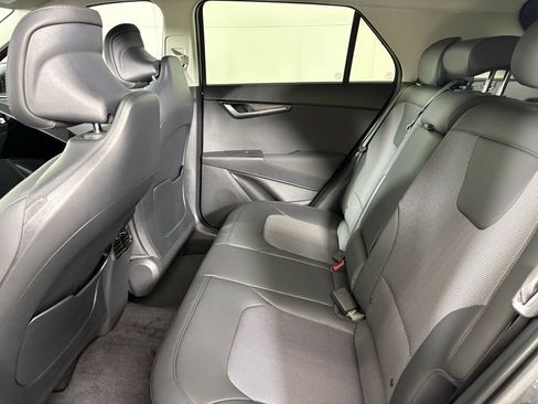 New 2026 Kia Niro EX FWD image 33