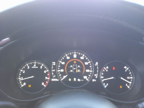 Used 2021 MAZDA MAZDA3 Hatchback w/Premium Plus Pkg image 22