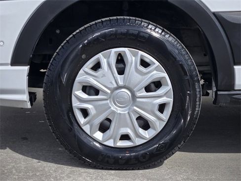 Used 2023 Ford Transit 350 XLT image 13