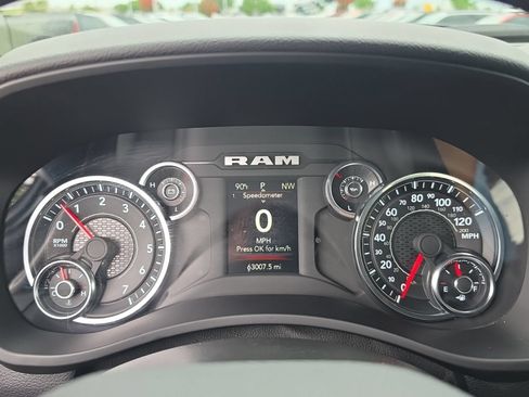 Used 2024 RAM 2500 Big Horn AWD/4WD image 23