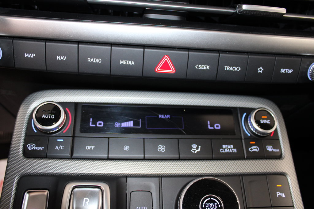 Used 2024 Hyundai Palisade SEL w/ Premium Package FWD image 46