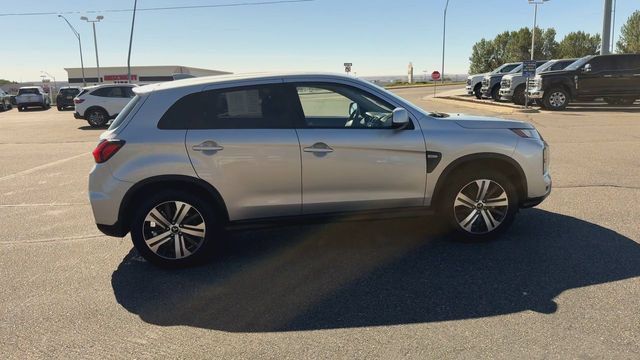 Used 2025 Mitsubishi Outlander Sport ES AWD/4WD image 9