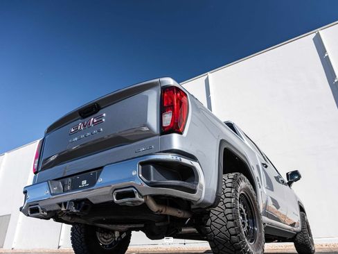 Used 2025 GMC Sierra 1500 SLE w/ X31 Off-Road Package AWD/4WD image 36