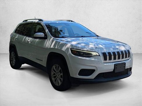 Used 2020 Jeep Cherokee Latitude w/ Safety Group AWD/4WD image 3