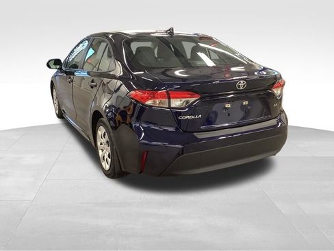 Used 2023 Toyota Corolla LE FWD image 3